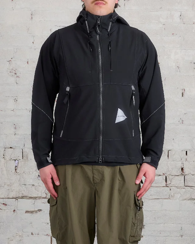 and wander Light Stretch Shell Jacket Black